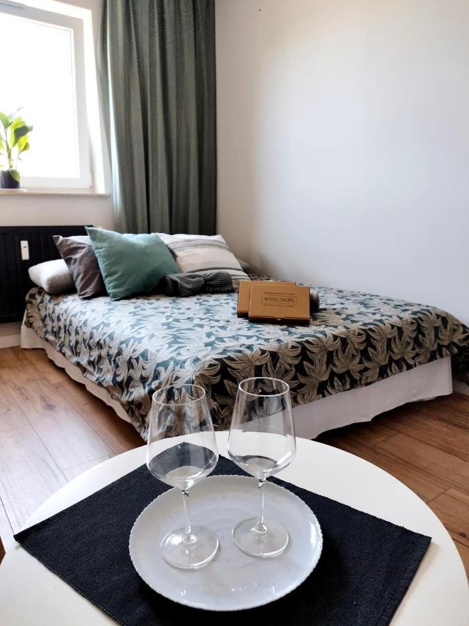 Terra Apartament - Cozy Studio With Netflix & Free Parking Appartement Krakau